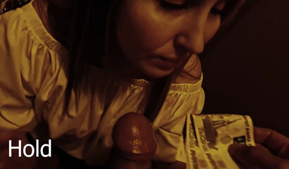 Маринка сосет парню прямо в лифте за 2 тысячи рублей