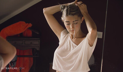 Сисястая Eva Elfie села киской на лицо русскому парню чтобы перестал играть