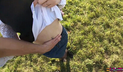 Накормил студентку спермой, запикапив на красивой машине!