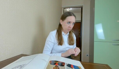 За плохую учебу студентка получает член репетитора в рот