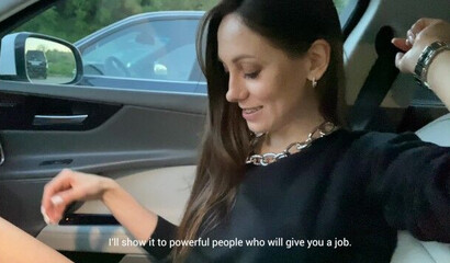 Молодая телочка повелась на пикап и сделала минет в машине