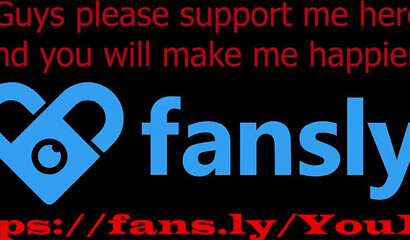 Одинокий парень дрочит свой большой член и кончает от удовольствия