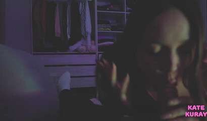 Что-то фильм затянулся, а парень не лезет, лучше сделаю все сама