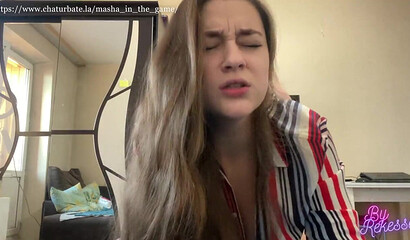 Любимый, пока я курю сигарету, ты можешь смачно выебать мой толстый зад