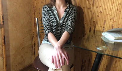 Чтобы получить хорошую оценку на экзамене, нужно удовлетворить учительницу