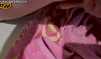 Пока мужа нет дома, можно дать раком симпатичному соседу для разнообразия